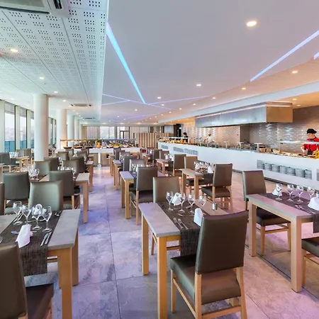 Semiramis Szálloda 5*